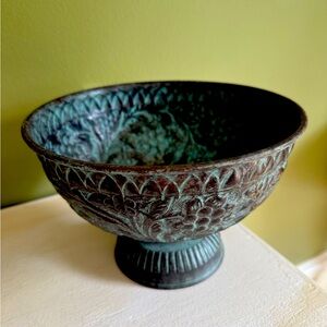 Decorative metal urn